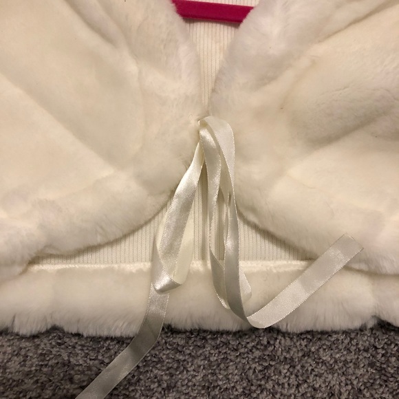 Faux Fur Children’s Vest - Picture 4 of 5